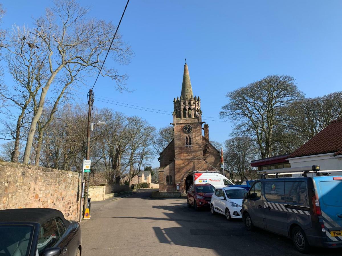 Church View / The Craster Arms In Beadnell Leilighet Eksteriør bilde